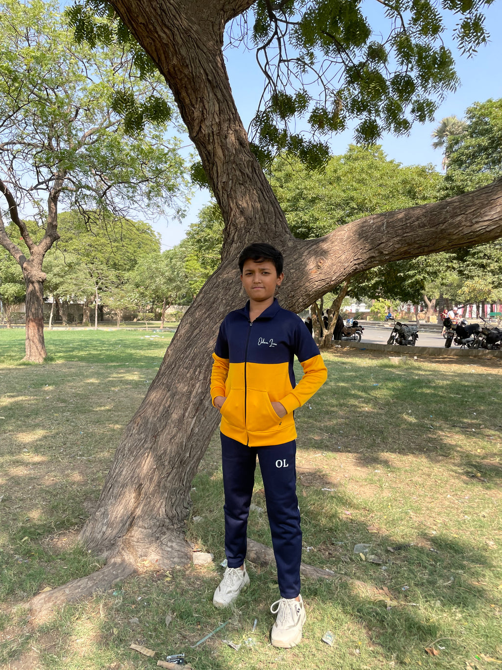 Kid Tracksuits-Twin Shade Suit Yellow/Blue