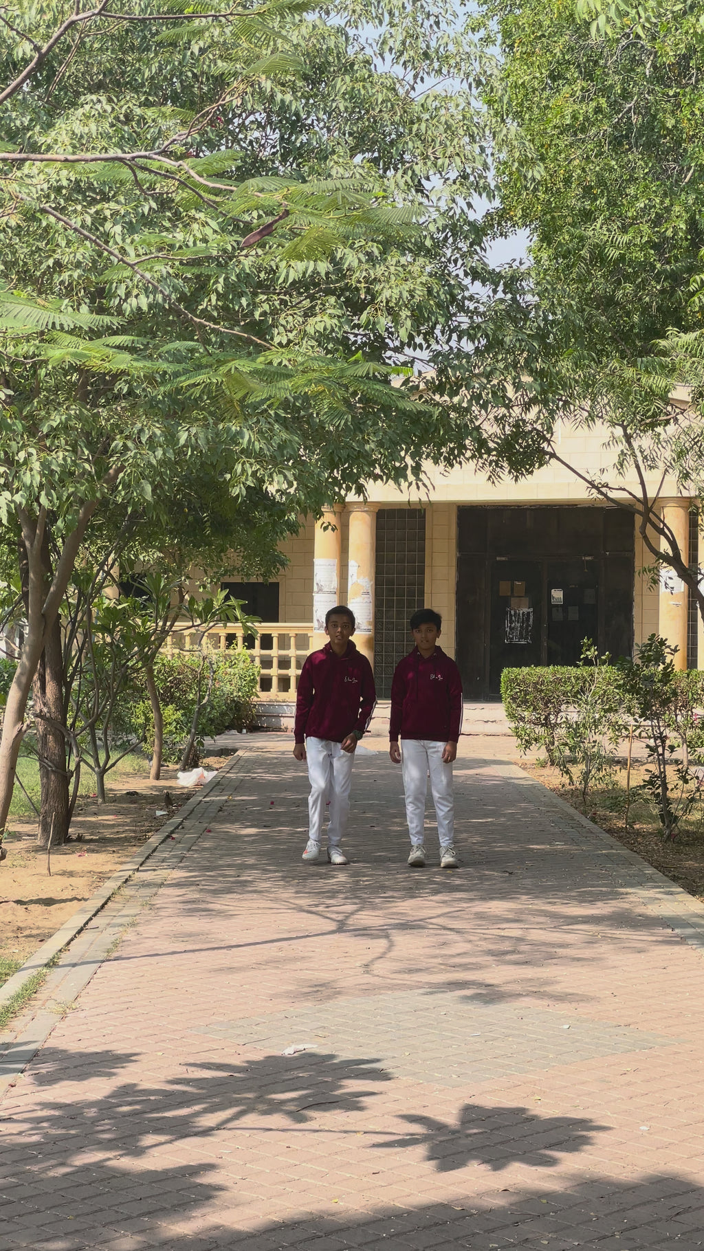 Kids Tracksuit -Contrast Edition Burgunday/White