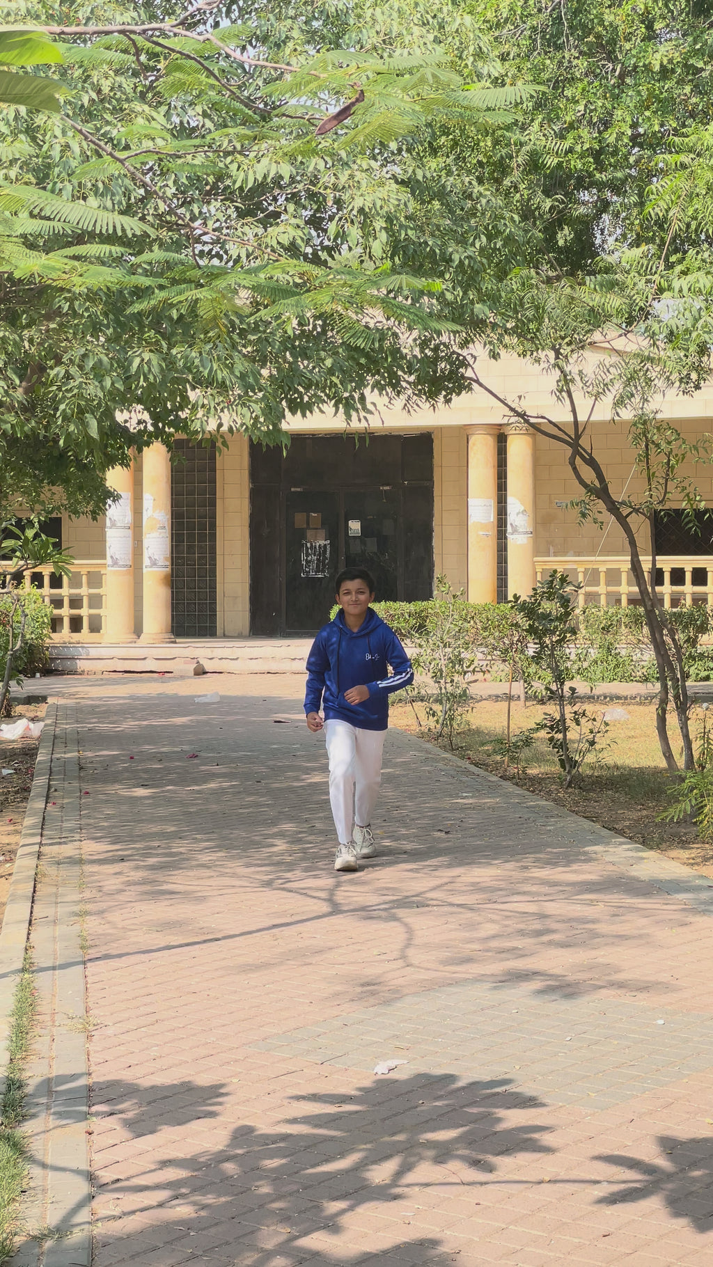 Kids Tracksuit -Contrast Edition Blue /White